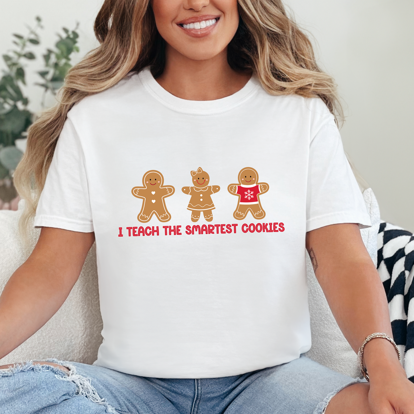 "I Teach The Smartest Cookies" Christmas Teacher Tee